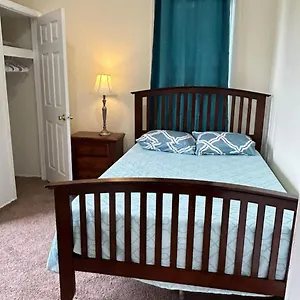 2f4-chelsea In-unit Washer Dryer And Tv Homestay